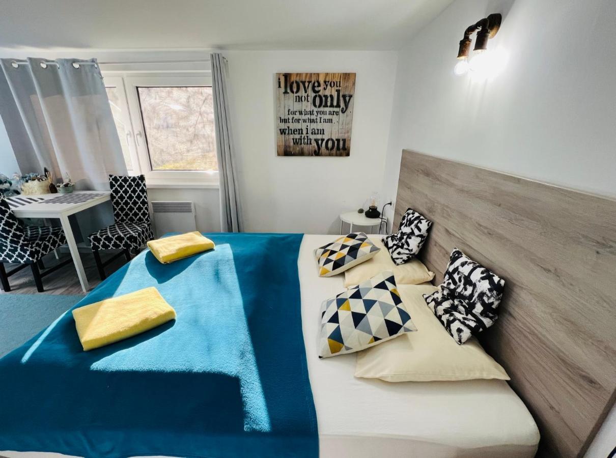 Balcsitthon Apartmanok Siófok Cameră foto